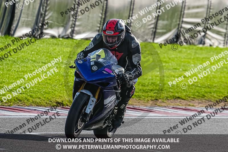 donington no limits trackday;donington park photographs;donington trackday photographs;no limits trackdays;peter wileman photography;trackday digital images;trackday photos